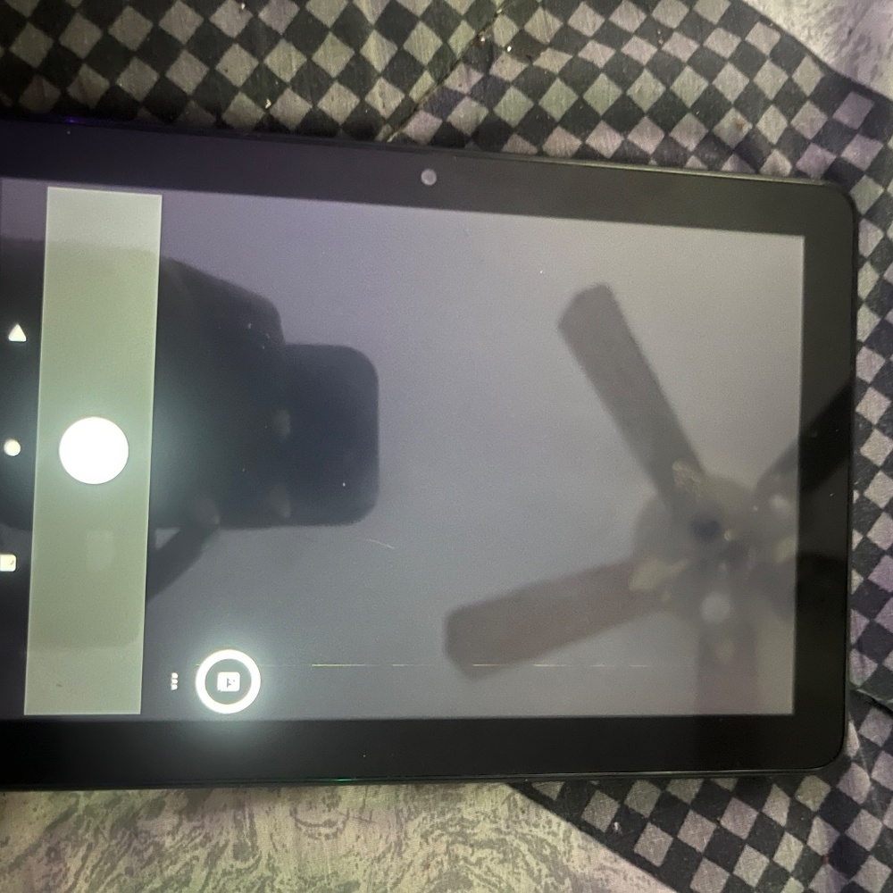Amazon gen tablet - Picture 5 of 6